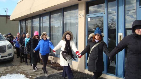 ‘Rings of Peace’ surround Toronto’s Mosques in wake of Quebec shooting