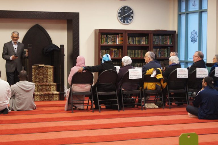 Toronto Mosque hosts Interfaith Iftar